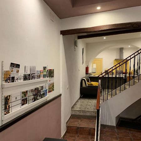 Hostal Casa Michaels Móra d'Ebre  Exterior foto
